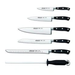 Bloc 5 couteaux forgés Riviera Arcos + 1 fusil