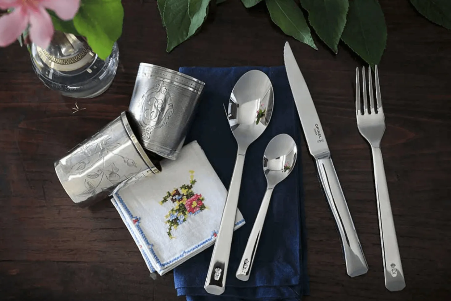 Boîte de 4 fourchettes de table Opinel Perpétue tout en acier inox