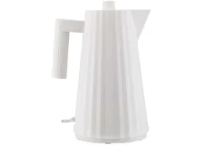 Bouilloire électrique Alessi Plissé blanche design par Michele De Lucchi