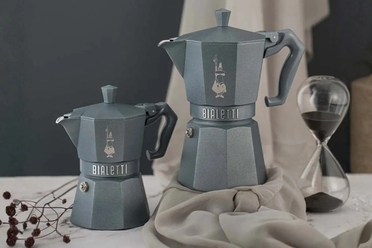 Cafetière italienne Bialetti Moka Exclusive Octagonal induction gris argent
