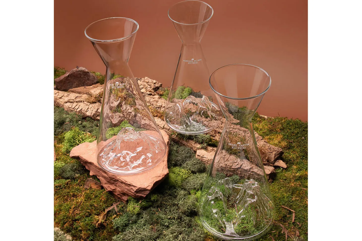Carafe à eau Alaskan Maker Topographic Pic du midi en verre cristallin