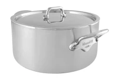 Cocotte Mauviel M'Urban4 en fonte d'inox avec couvercle inox compatible induction