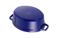 Cocotte Staub ovale en fonte émaillée bleu intense