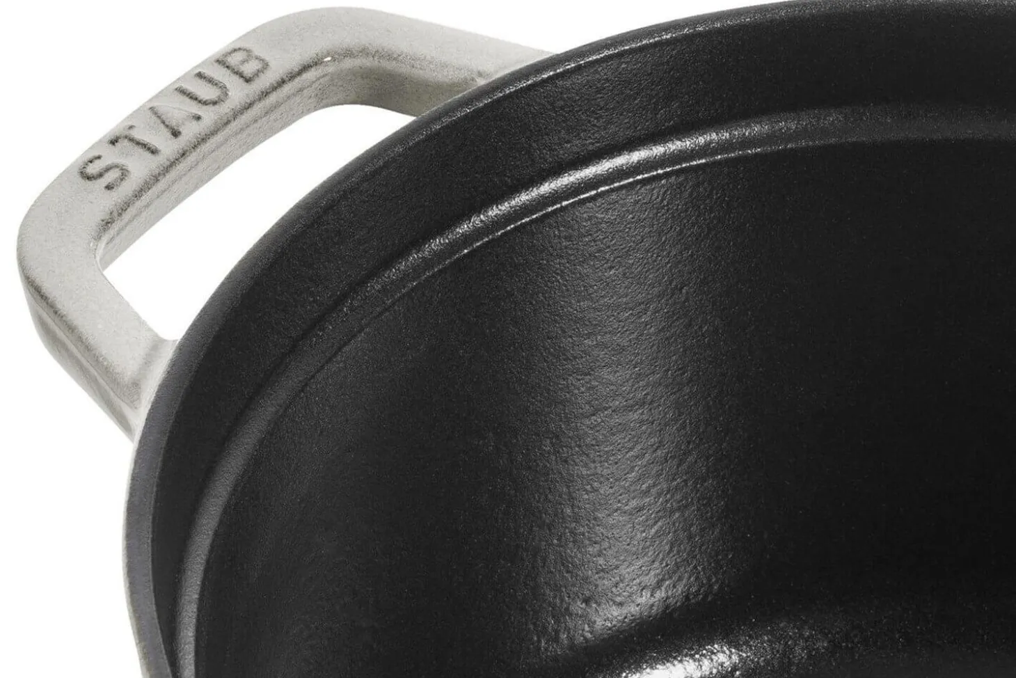 Cocotte STAUB ovale en fonte émaillée truffe blanche