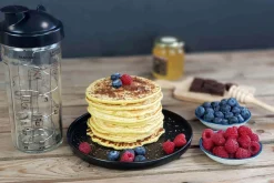 Coffret cadeau Cookut Shaker crêpes, pancakes + gaufres - 1 shaker + 1 tartineur + 1 livre recettes