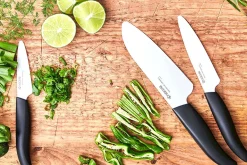 Coffret 3 couteaux Kyocera céramique santoku + office + petit office