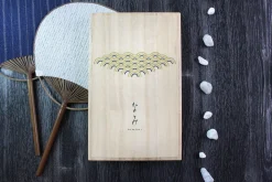 Coffret 4 couteaux à steak japonais Kanetsugu Nami damassées 4 coloris