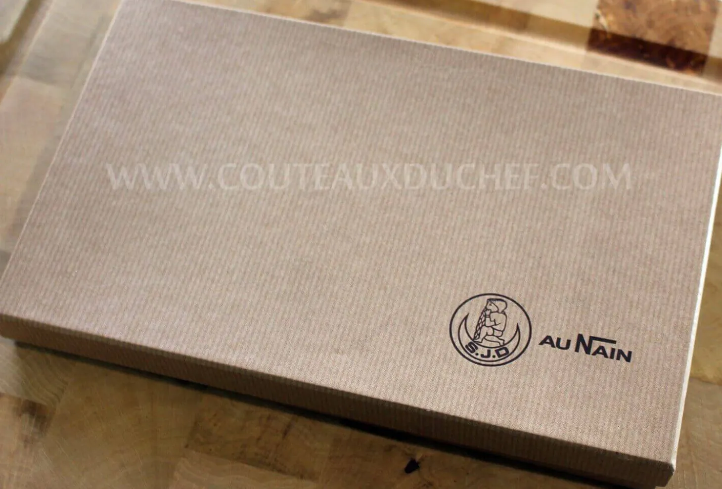 Coffret 6 couteaux à steak Trappeur Au Nain lames dentelées - Qualité française
