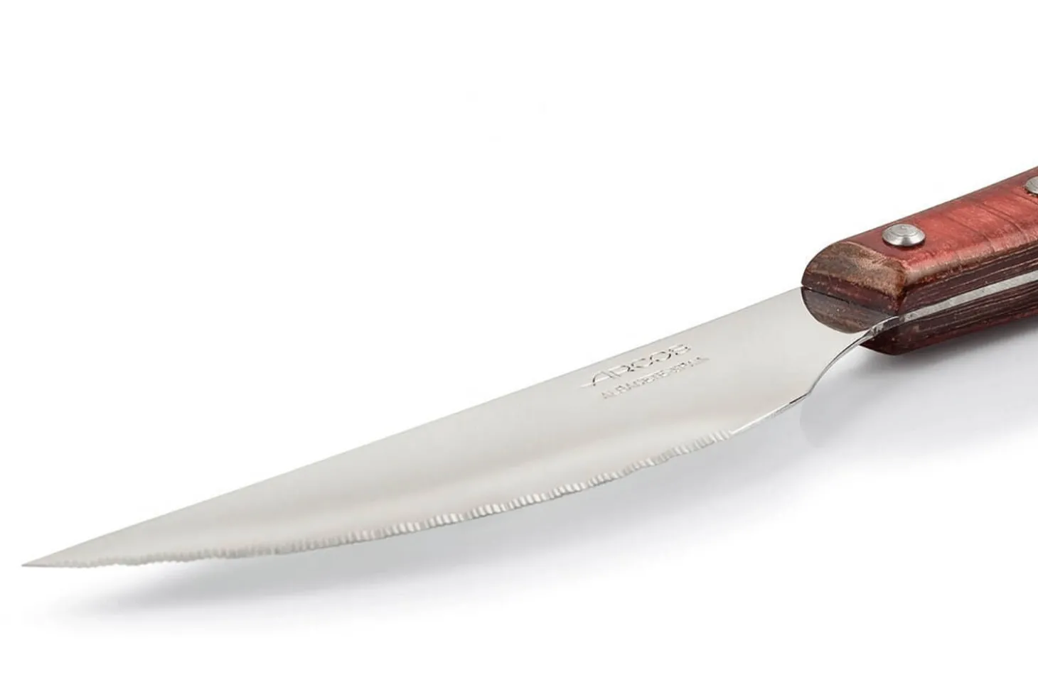 Coffret de 6 couteaux à steak/pizza Arcos lame dentelée 11cm manche en bois de peuplier rouge