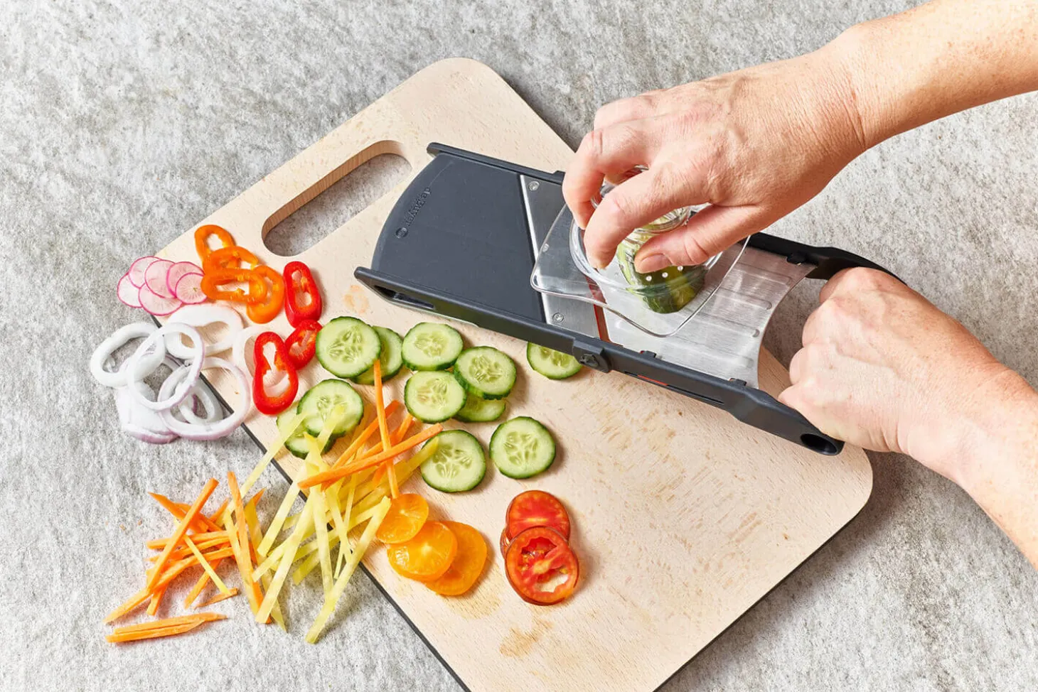 Coupe-légumes De Buyer Komi + 2 peignes à julienne