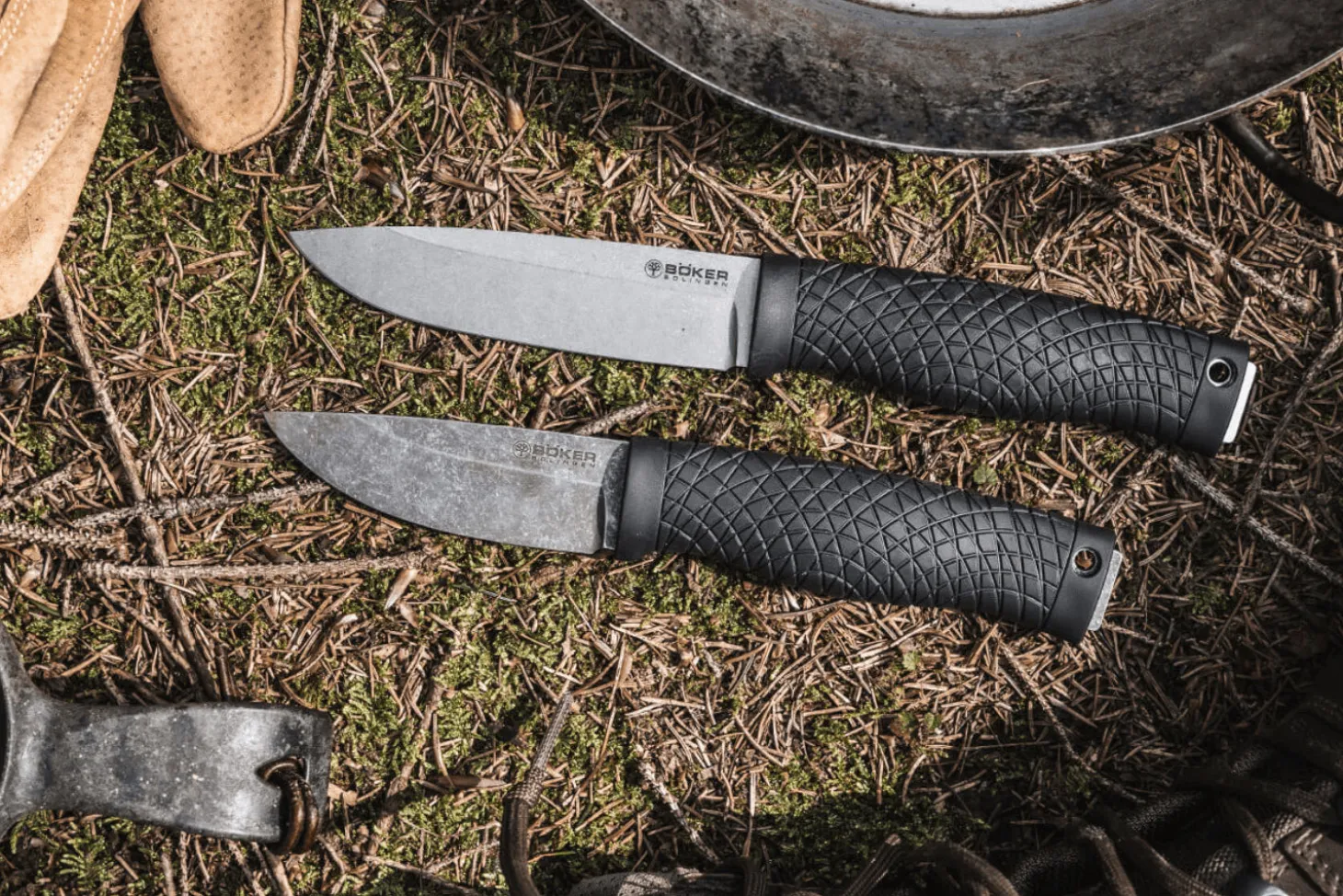 Couteau Böker Bronco Mini 121505 lame en acier 8,9cm manche en TPE noir + étui en kydex