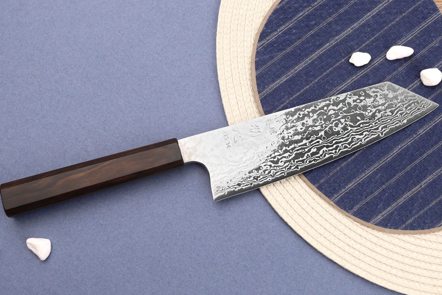 Couteau bunka 16,5cm japonais artisanal Hatsukokoro Ginga ATS-34 Damas ébène