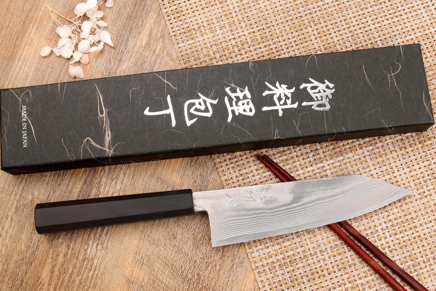 Couteau bunka 18cm japonais artisanal Hatsukokoro Ginsou Damas manche en ébène