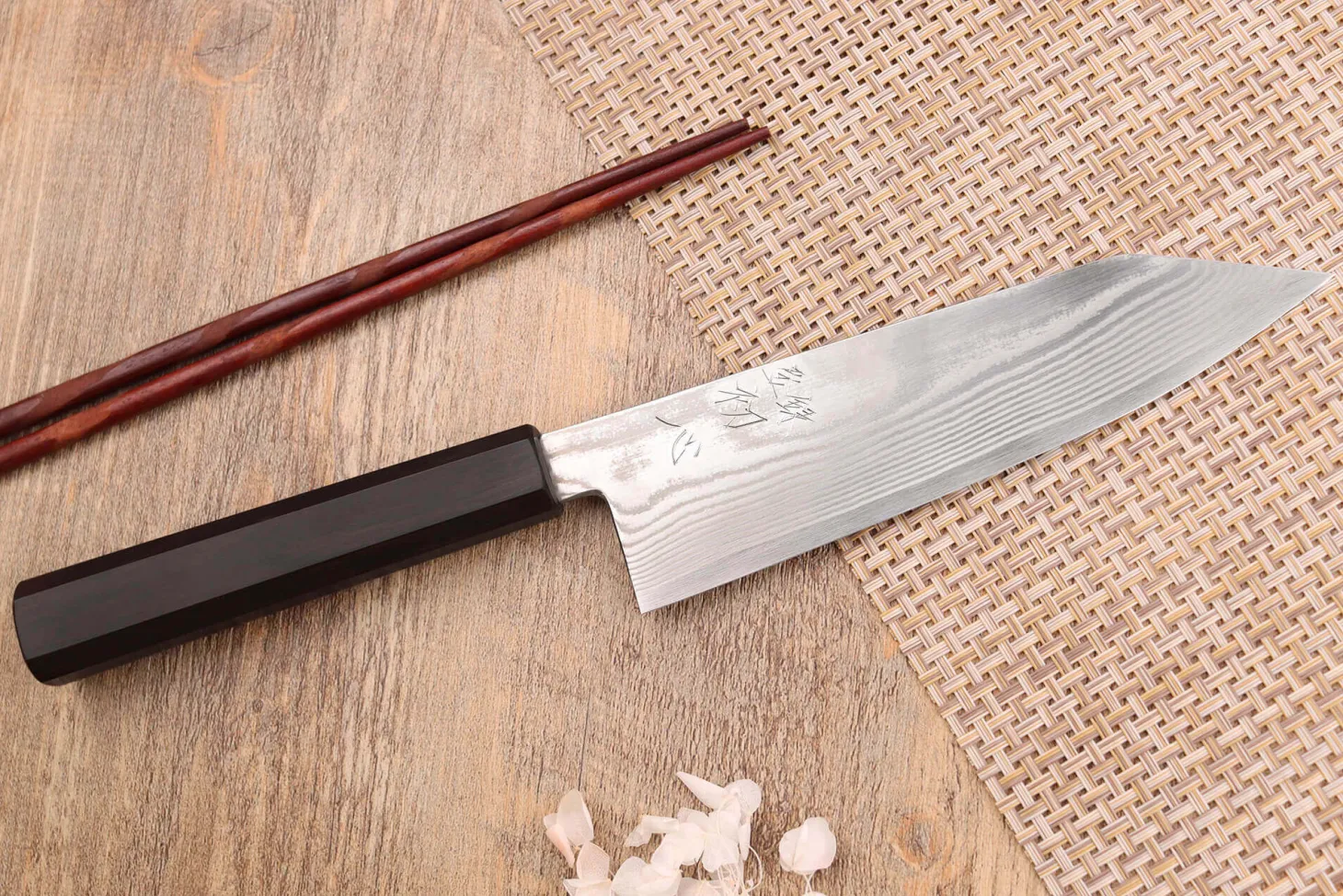 Couteau bunka 18cm japonais artisanal Hatsukokoro Ginsou Damas manche en ébène