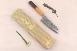 Couteau bunka 15cm japonais artisanal Wusaki Yaketa VG10 damas chêne brûlé