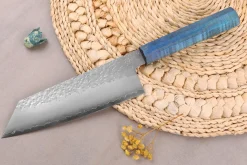 Couteau bunka 17cm japonais artisanal Hado Shiosai VG10 manche bleu