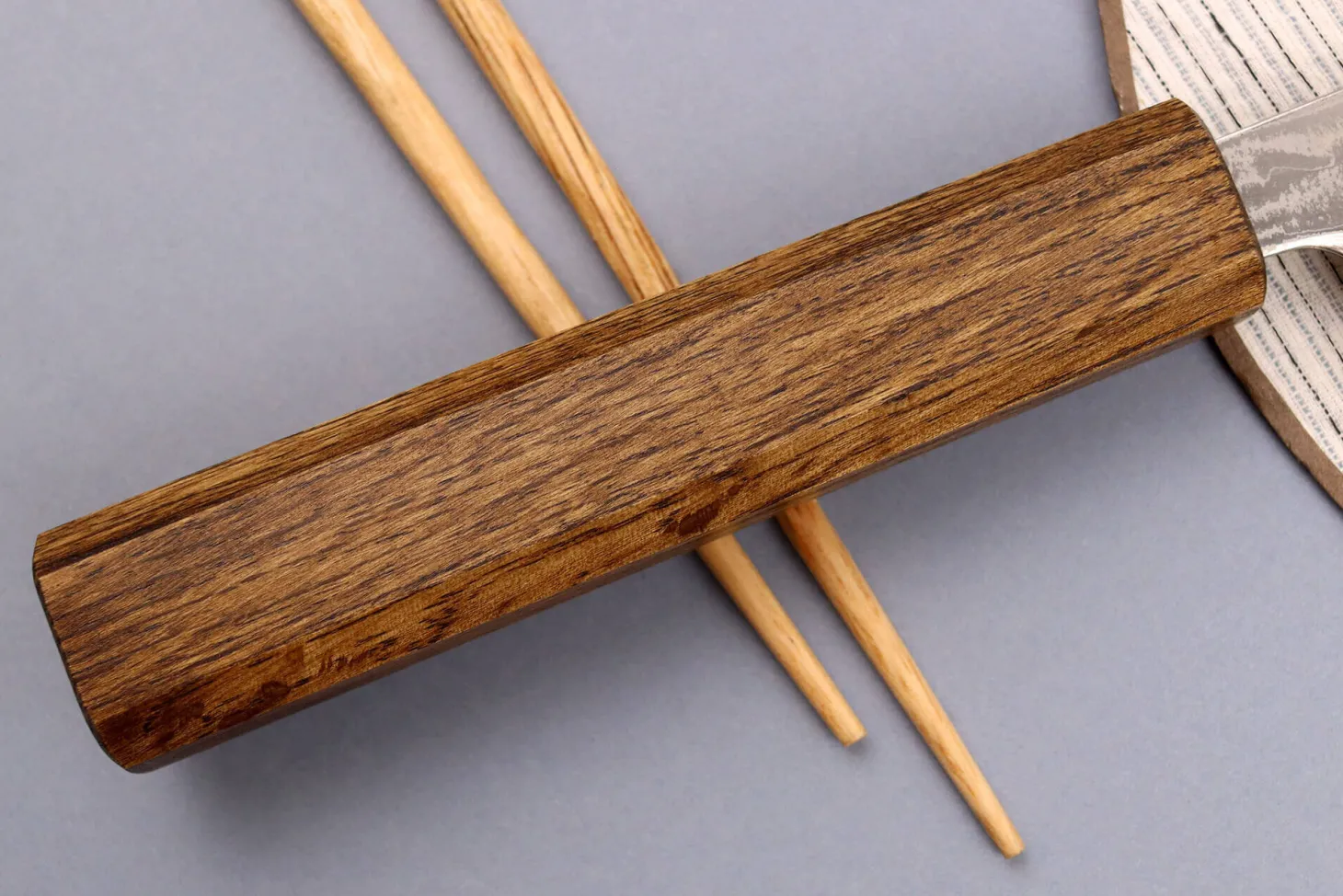 Couteau bunka japonais artisanal Wusaki Unagi AUS10 damas 17,5cm manche chêne