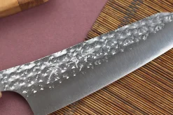 Couteau bunka japonais artisanal martelé Yu Kurosaki senko 16.5cm acier SG2