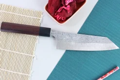 Couteau bunka japonais artisanal martelé Yu Kurosaki Shizuku 17cm acier SG2