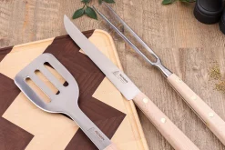 Couteau à découper 20cm spécial barbecue Au Nain manche en hêtre 27cm