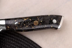 Couteau de chef chinois Wusaki Sakin Damas 10Cr 19cm manche en fibre de carbone et feuille d'or