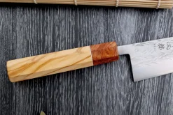 Couteau de chef 21cm japonais artisanal Yuzo SLD olivier et cognassier