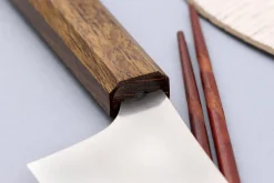 Couteau de chef 24cm japonais artisanal Yu Kurosaki Gekko San Maï