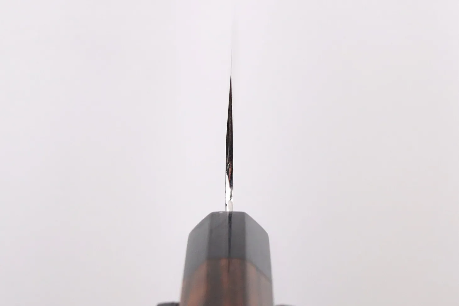 Couteau de chef 21cm japonais artisanal Makoto Kurosaki VG7 Damas
