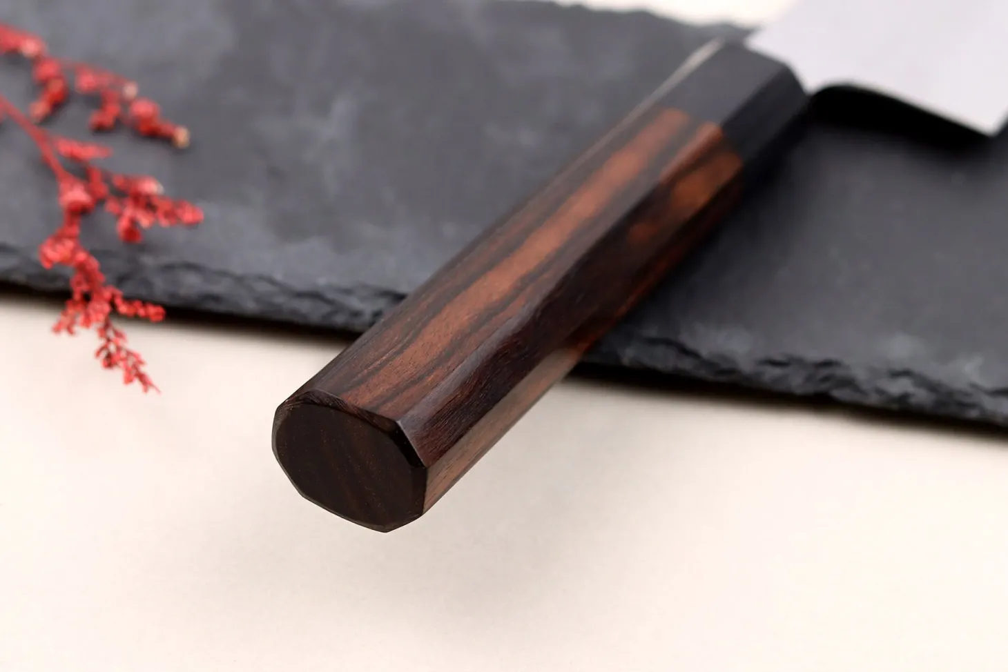 Couteau de chef 21cm japonais artisanal Makoto Kurosaki VG7 Damas
