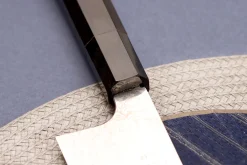 Couteau de chef 21cm japonais artisanal Hatsukokoro Ginga ATS-34 Damas ébène