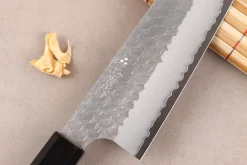 Couteau de chef 20cm japonais artisanal Nigara Hamono Migaki Tsuchime SG2 teck