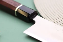 Couteau de chef 21cm japonais artisanal Toshihiro Wakui Shirogami 2 San Maï poli