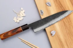 Couteau de chef 21cm japonais artisanal Yuzo Black Nashiji