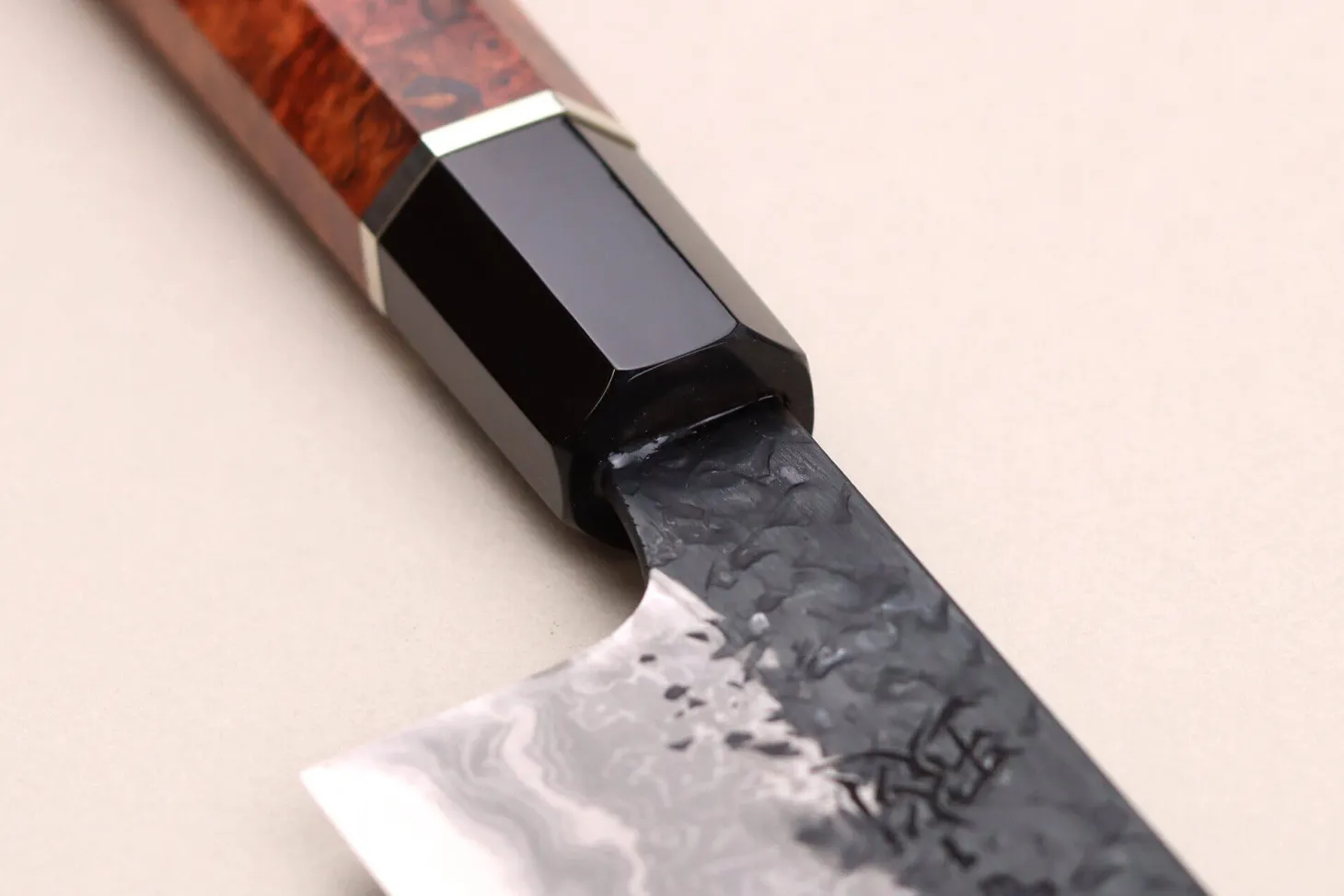 Couteau de chef 21cm japonais artisanal Kisuke Manaka Enn en cognassier avec 2 anneaux