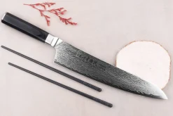 Couteau de chef 24cm japonais Sakai Takayuki Grand Chef Seigaiha Damas 45 couches