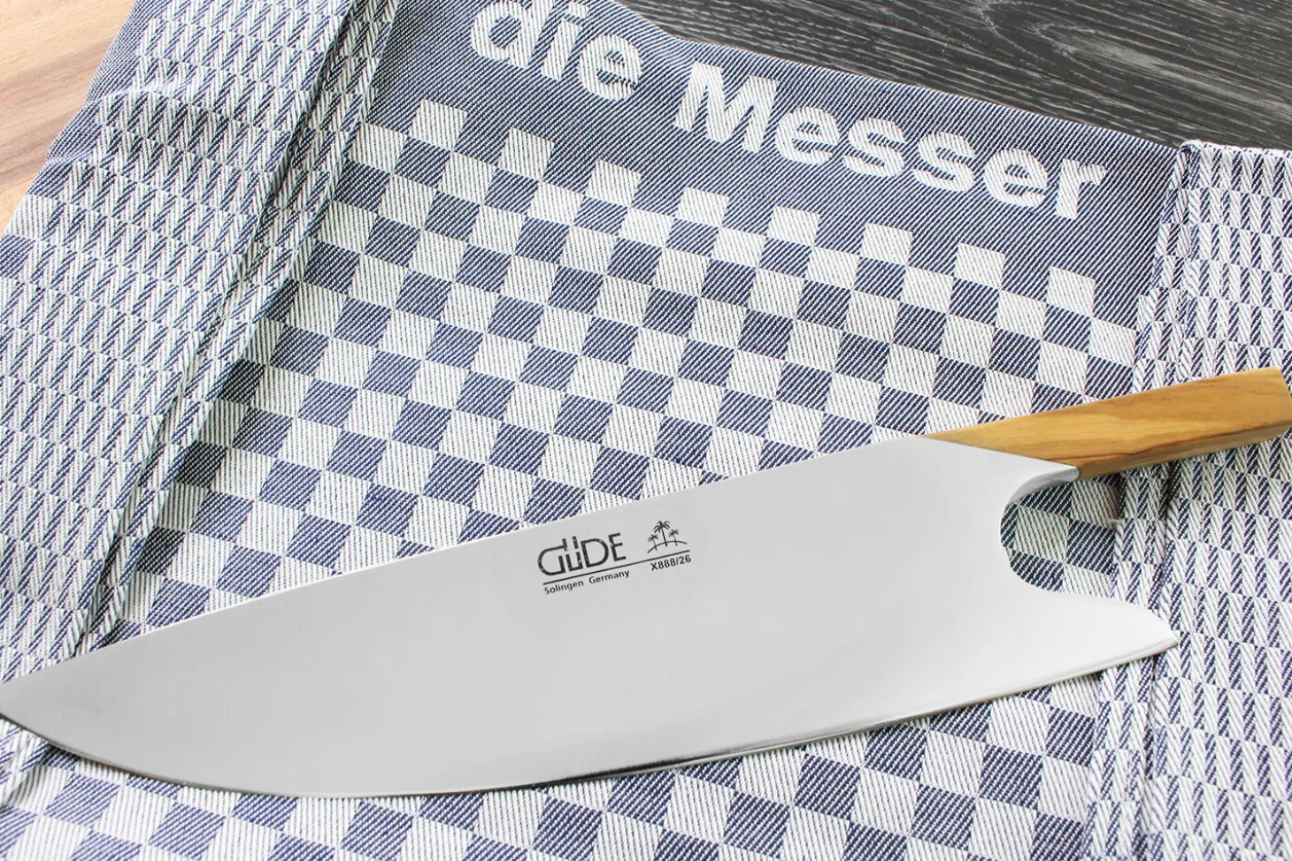 Couteau de chef Güde THE KNIFE 26cm unique et design manche olivier