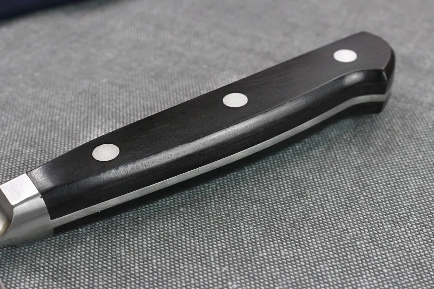 Couteau de chef japonais artisanal Kagekiyo Hammered 18cm