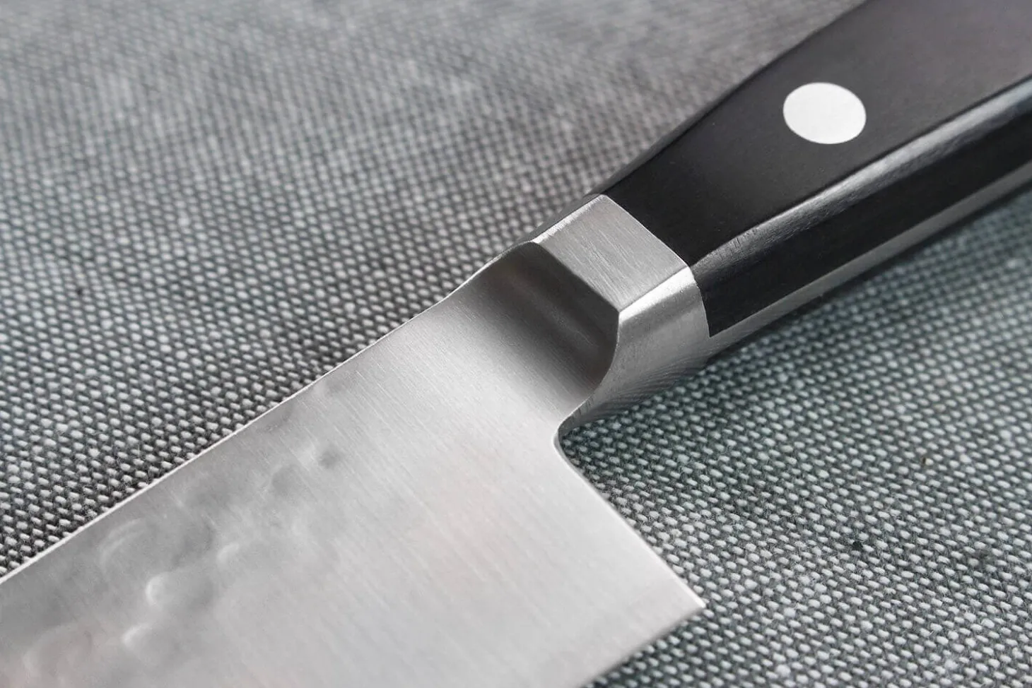 Couteau de chef japonais artisanal Kagekiyo Hammered 18cm