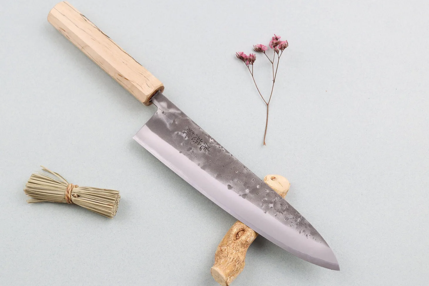 Couteau de chef japonais artisanal Wusaki Nakata Erable BS2 21cm manche érable