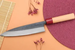 Couteau de chef japonais artisanal Wusaki Yuzo BS2 damas 21cm