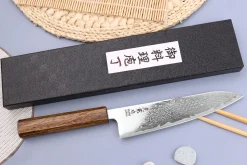 Couteau de chef japonais artisanal Wusaki Unagi AUS10 damas 18cm manche chêne