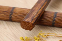 Couteau de chef japonais artisanal Wusaki Yoshi G3 chêne 24cm