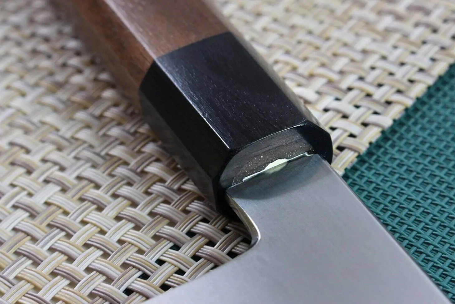 Couteau de chef japonais artisanal Kagekiyo Kurumi Ginsan 24cm