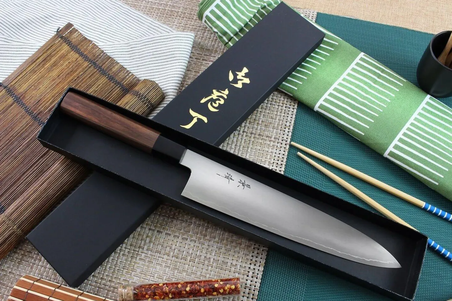 Couteau de chef japonais artisanal Kagekiyo Kurumi Ginsan 24cm