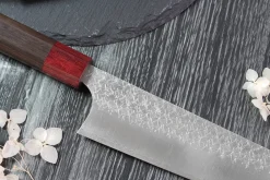 Couteau de chef japonais artisanal Yoshimi Kato Minamo SG2 Tsuchime 21cm