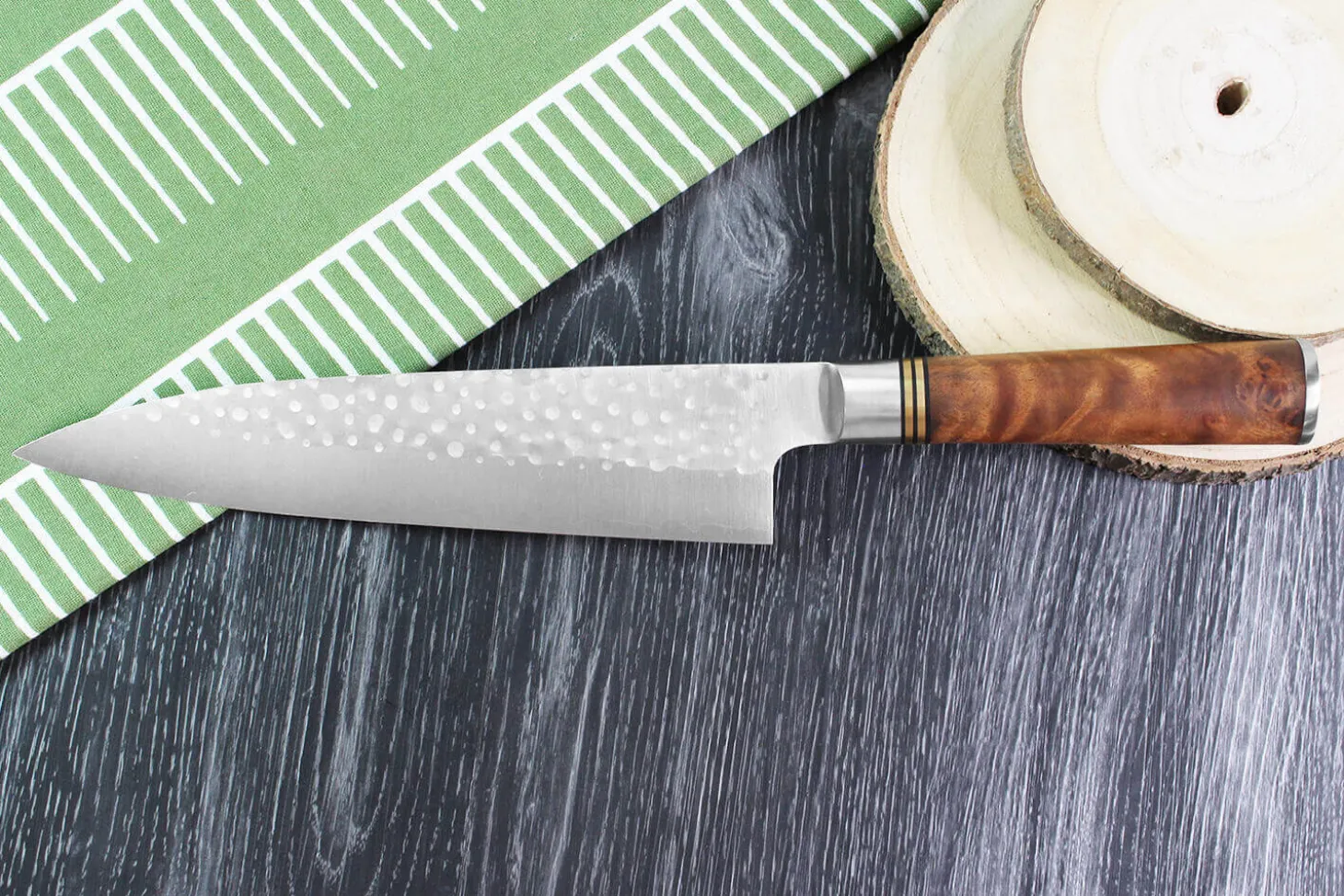 Couteau de chef japonais artisanal forgé Takeshi Saji R2 Tsuchime 21cm
