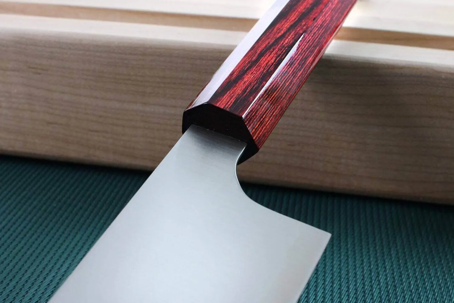 Couteau de chef japonais artisanal Kei Kobayashi SG2 Heptagone 21cm