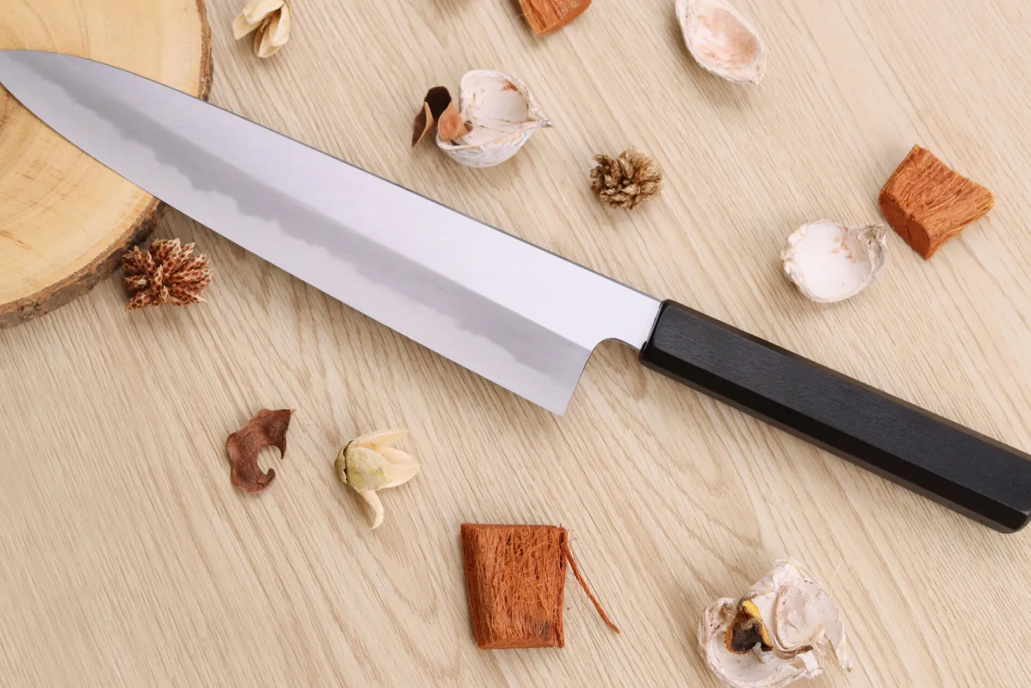Couteau de chef japonais artisanal Kagekiyo Suri Urushi 24cm
