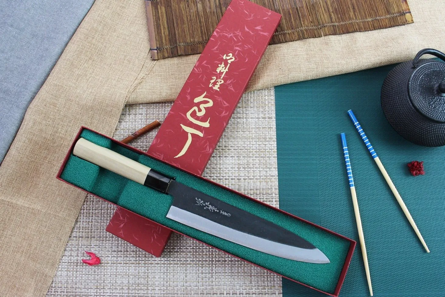 Couteau de chef japonais artisanal Yoshihiro White 2 steel 24cm