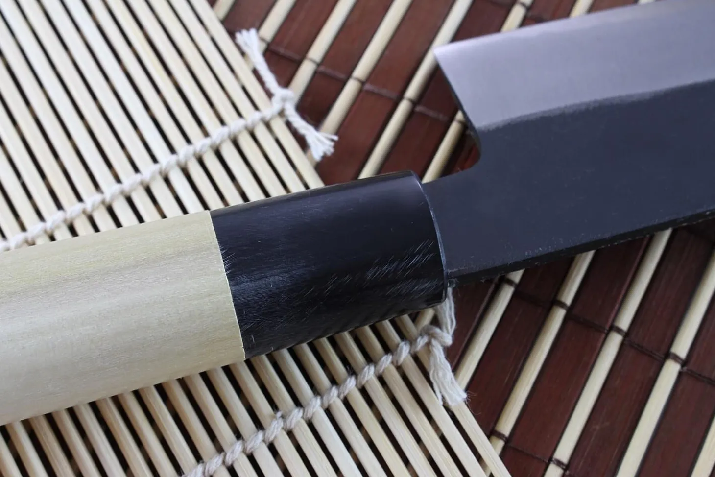 Couteau de chef japonais artisanal Yoshihiro White 2 steel 24cm